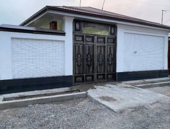 3-room house, 2.5 m², Tashkent, Bektemir District, for sale