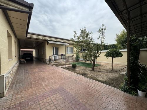 7-xonali uy, 435 m²