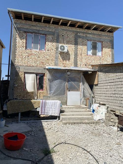 8-xonali uy, 260 m²