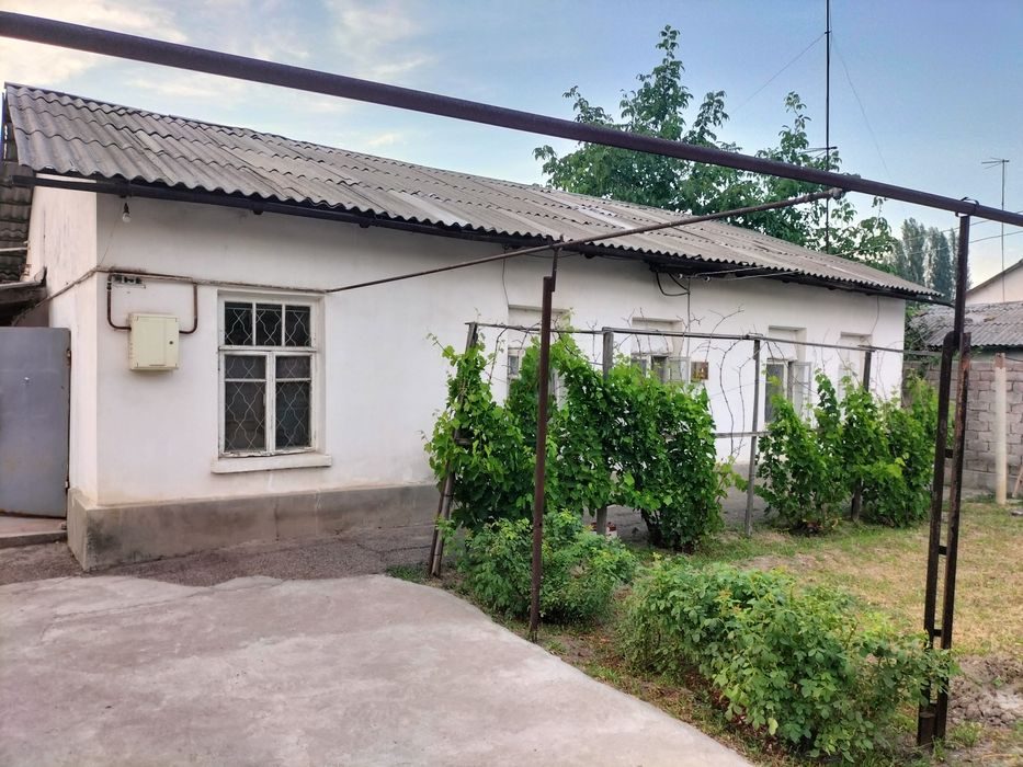 4-room house, 1600 m², Tashkent, Bektemir District, for sale