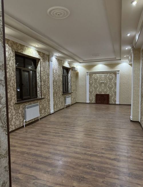 6-room house, 600 m²