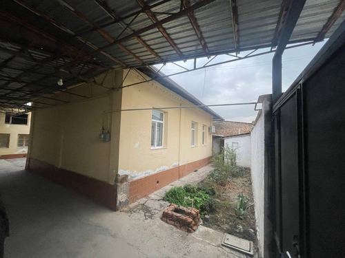 7-xonali uy, 7 m²