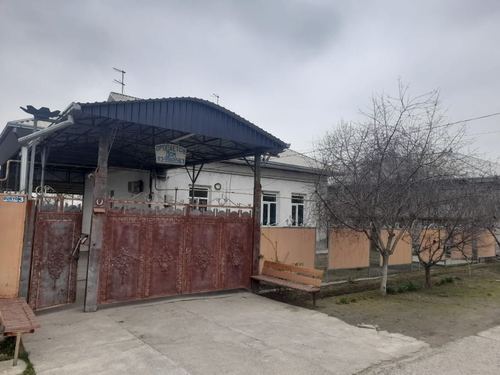 8-room house, 12 m²
