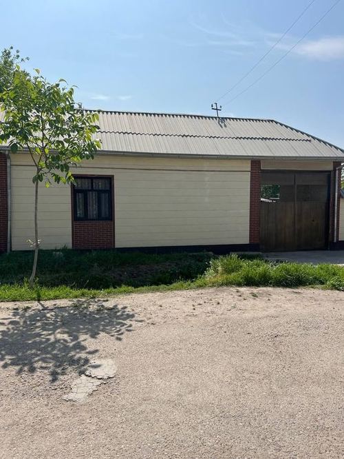 4-room house, 4 m²