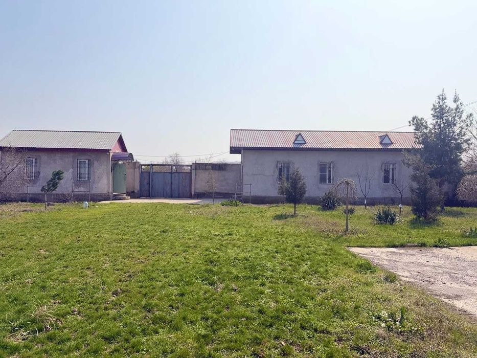 2-room dacha, 1600 m², Tashkent, Bektemir District, for sale