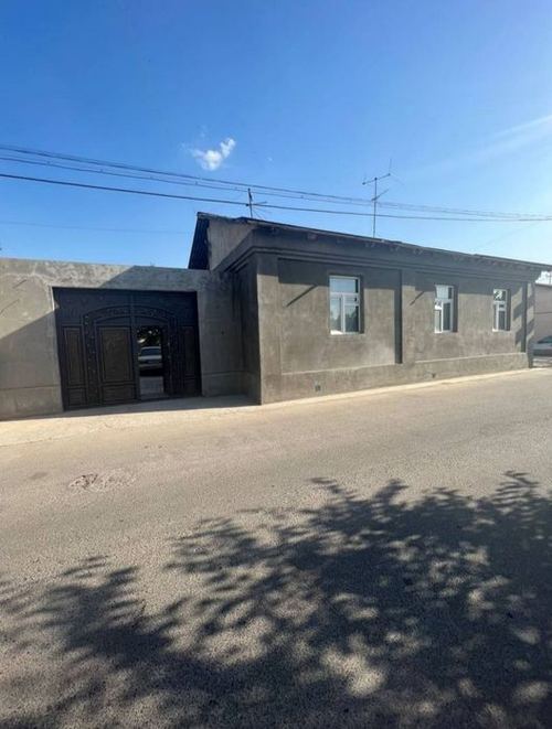 4-room house part, 325 m²