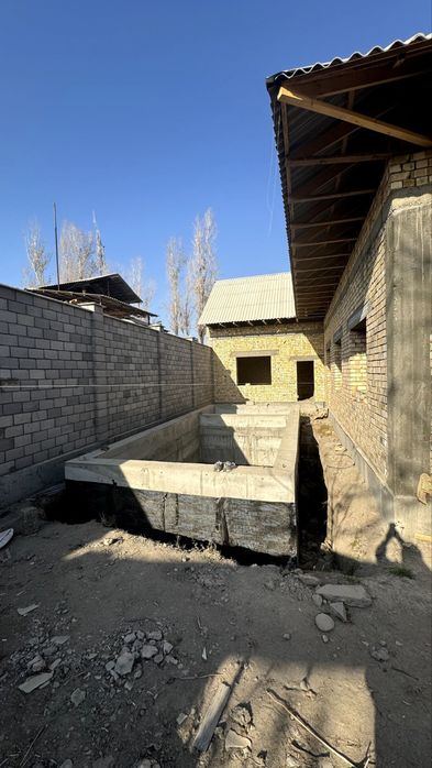 4-room house, 600 m²