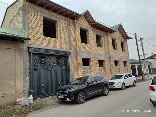 8-room cottage, 600 m²