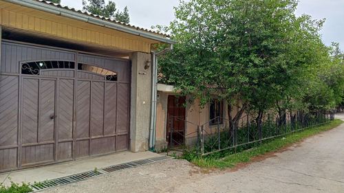 5-room house, 1200 m²