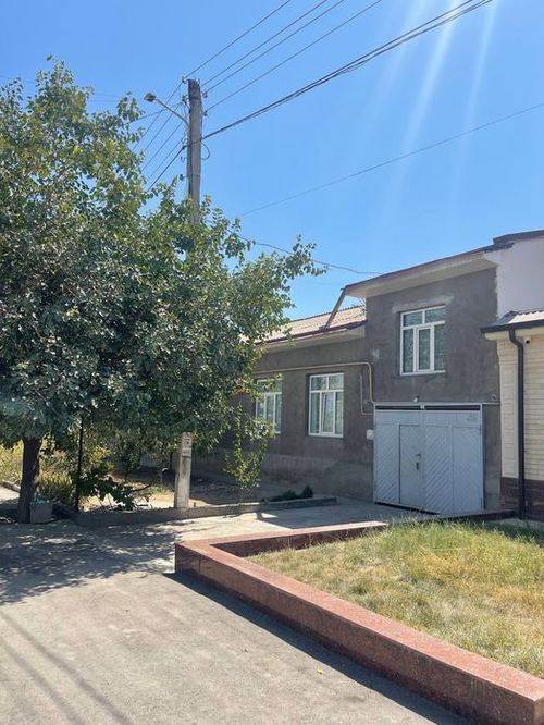 7-room house, 6 m²