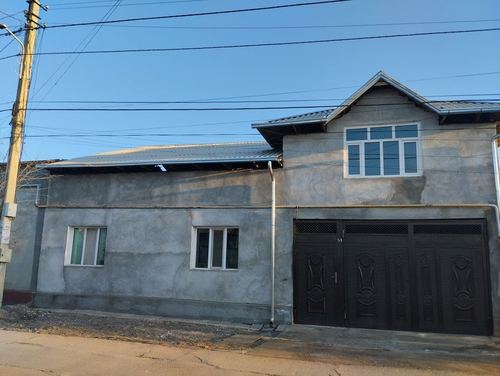 5-room house, 600 m²