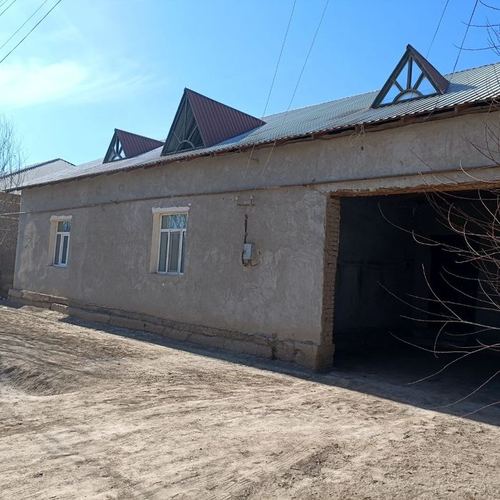 5-room house, 600 m²