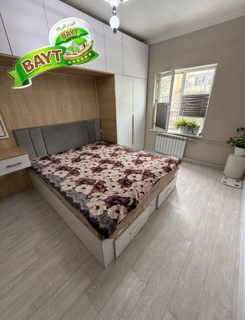 4-xonali kvartira, 90 m²