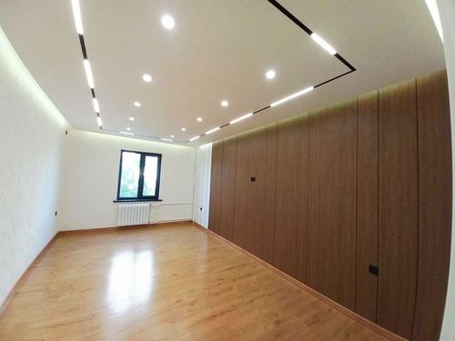 4-xonali kvartira, 103 m²