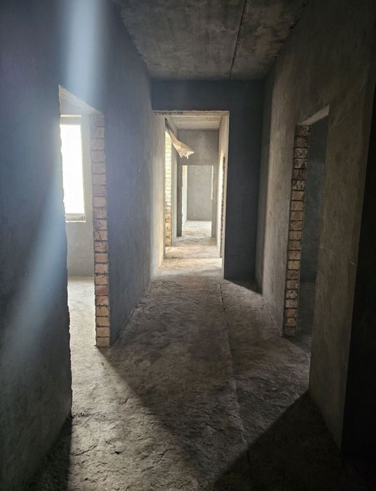 4-комнатная квартира, 190 м², Ташкент, Сергелийский район, на продажу