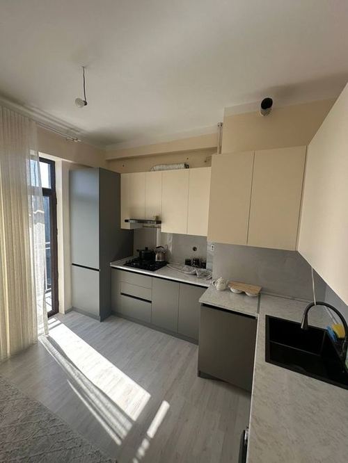 3-room apartment, 82 m²