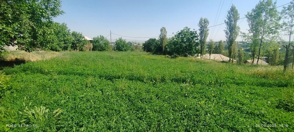 Участка сотилади