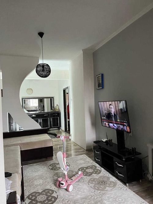 5-xonali kvartira, 125 m²