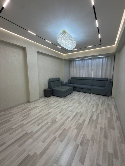 3-xonali kvartira, 76 m²