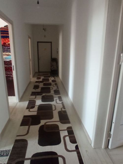 3-xonali kvartira, 83 m²