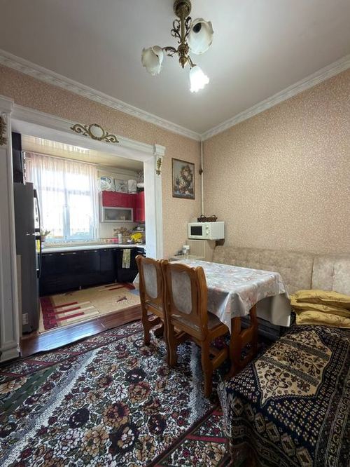 4-xonali kvartira, 91 m²
