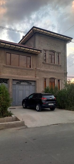 7-комнатный дом, 185 м²