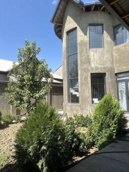 6-комнатный дом, 300 м²