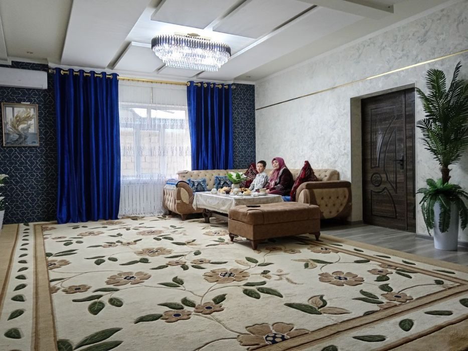 5-комнатный дом, 430 м², Ташкент, Сергелийский район, на продажу