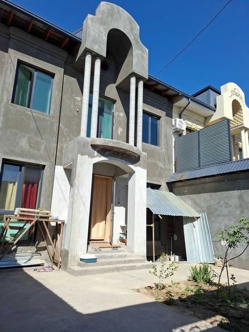 9-комнатный дом, 350 м²