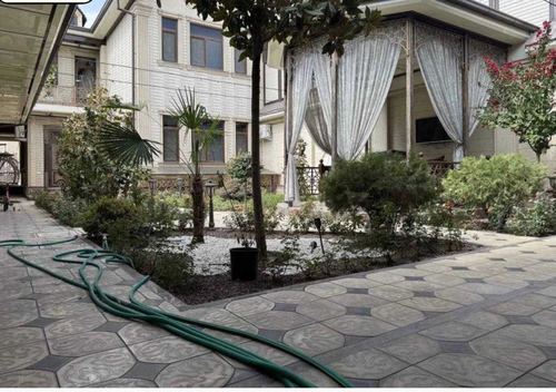 7-комнатный коттедж, 440 м²