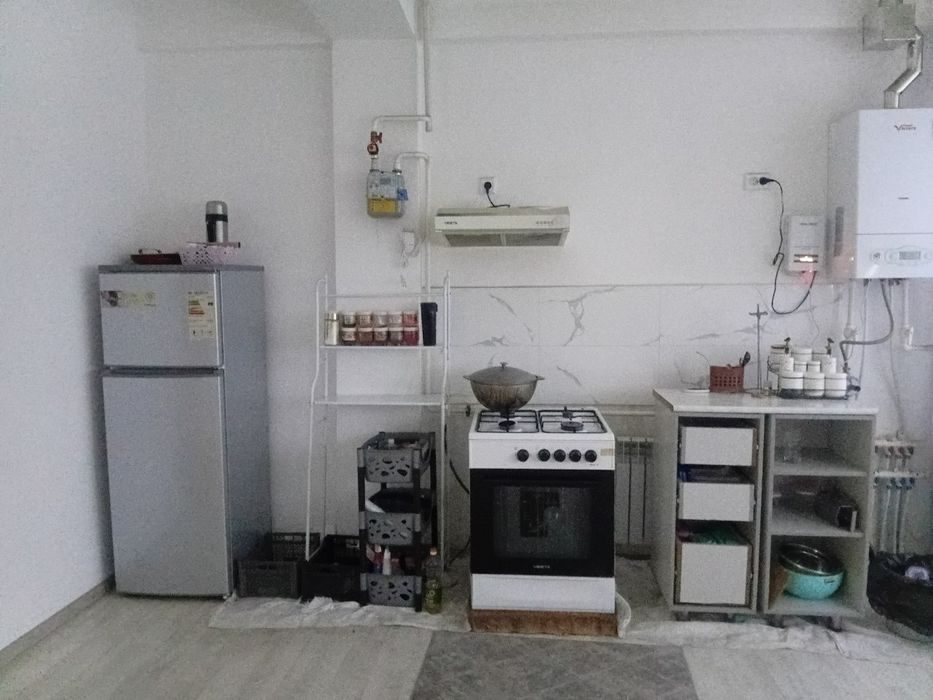 3-xonali kvartira, 90 m², Toshkent, Sergeli tumani, ijaraga