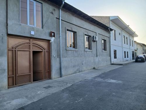 7-комнатный дом, 130 м²