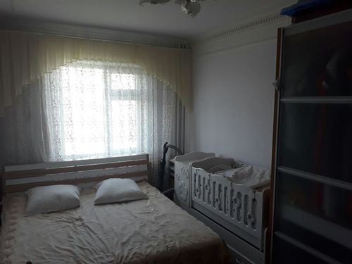 3-xonali kvartira, 90 m²