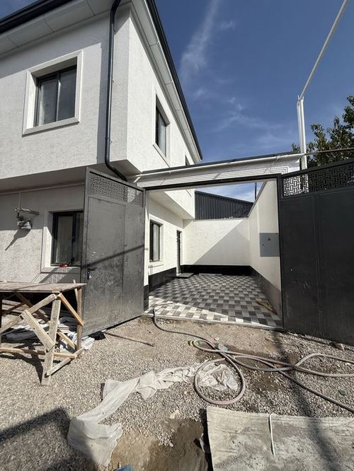 4-комнатный коттедж, 100 м²
