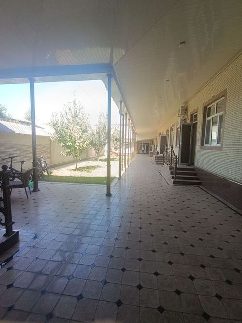 9-комнатный дом, 700 м²