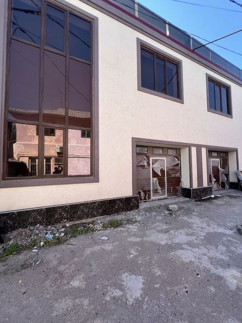 6-комнатный дом, 250 м²