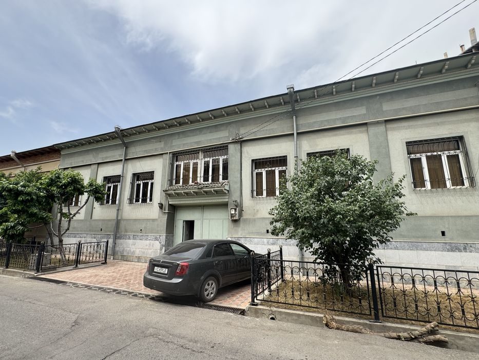 10-комнатная часть дома, 800 м², Ташкент, Сергелийский район, на продажу