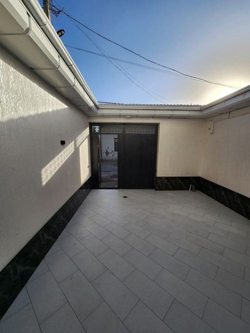 5-комнатный коттедж, 120 м²