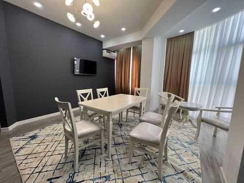 2-xonali kvartira, 70 m²