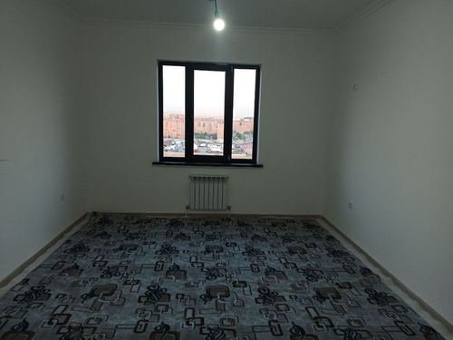 3-xonali kvartira, 70000 m²