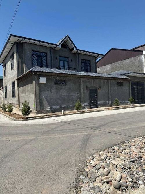 10-комнатный дом, 450 м²