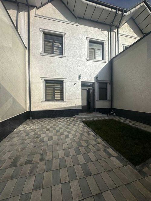 6-комнатный дом, 230 м²