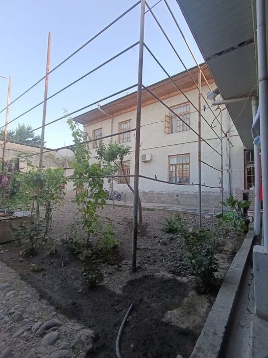 8-комнатный дом, 250 м², Ташкент, Сергелийский район, на продажу