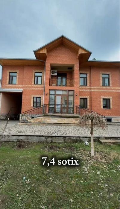 6-комнатный дом, 580 м²