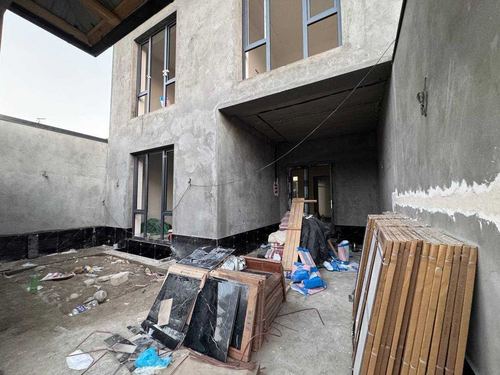 6-комнатный дом, 200 м²