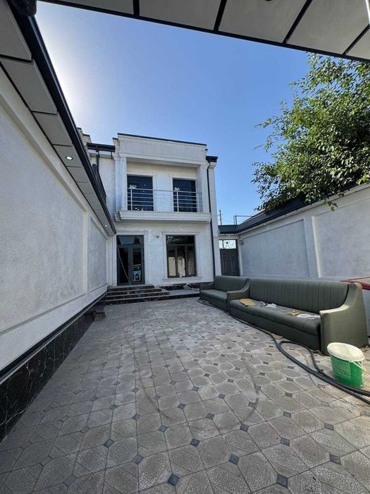 5-комнатный коттедж, 200 м², Ташкент, Сергелийский район, на продажу