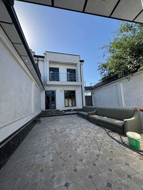 5-комнатный коттедж, 200 м²