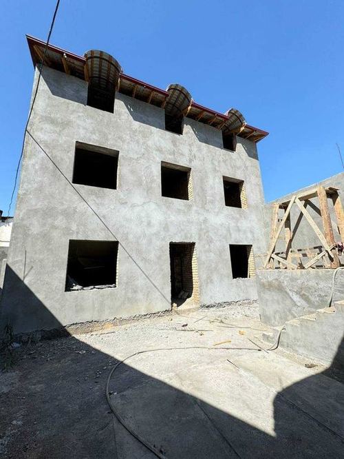 7-комнатный дом, 300 м²