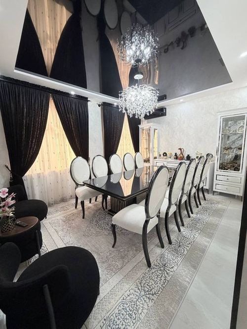 5-комнатный коттедж, 1300 м²