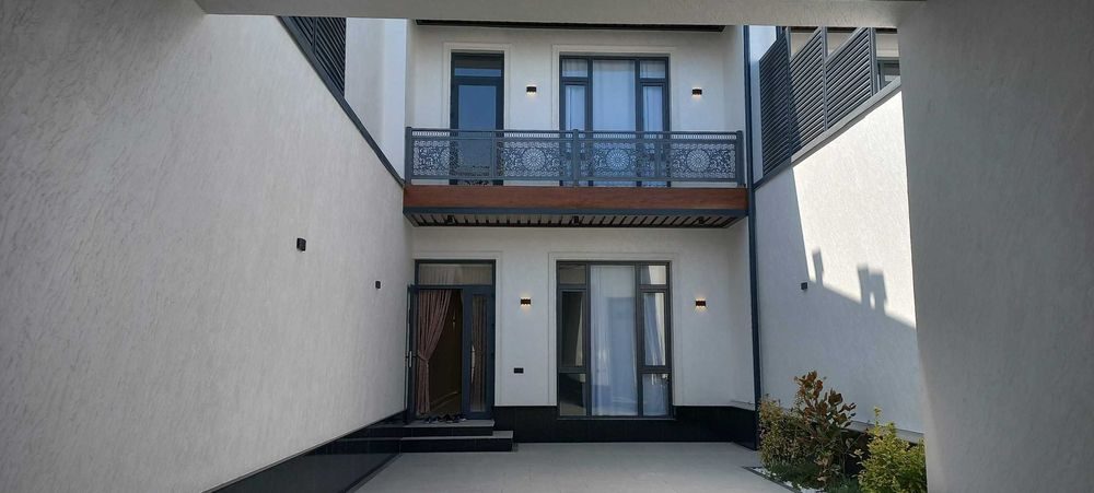 5-комнатный коттедж, 200 м², Ташкент, Сергелийский район, на продажу